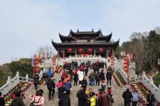 伊犁湖北旅游攻略(七月湖北旅游攻略)