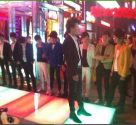 伊犁深圳夜总会伴游模特雇用(深圳KTV模特雇用)