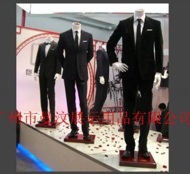 伊犁成都元亨商贸楼兼职模特(上海琪亨商贸有限公司卖浪琴吗)