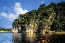 伊犁旅游景点推荐(德阳旅游景点推荐)
