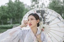 伊犁汉服模特兼职(汉服模特兼职雇用)