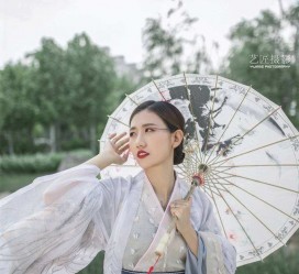 伊犁汉服模特兼职(汉服模特兼职雇用)