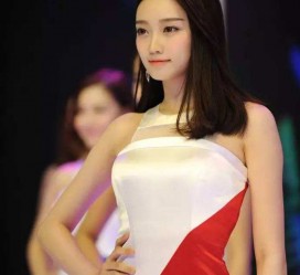 伊犁成都特大模特兼职**(成都服拆模特兼职是实的吗)