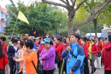 伊犁私人伴游是什么 杭州一女大学生出租自己做陪游 每天收费千元