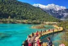 伊犁云南旅游攻略(云南旅游攻略必去景点顺序)