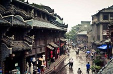 伊犁成都旅游攻略(成都旅游攻略详细)