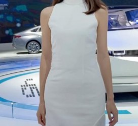 伊犁梦到本身做兼职模特(梦到本身做兼职模特工做)