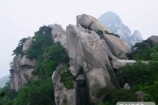 伊犁安徽旅游攻略(安徽旅游攻略三日游)