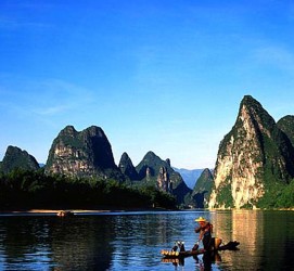 伊犁旅游视频(旅游视频怎么做)