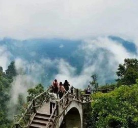 伊犁二日游(二日游旅游攻略)