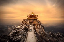 伊犁洛阳旅游攻略(洛阳旅游攻略二日游路线推荐)