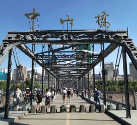 伊犁兰州旅游攻略(兰州旅游攻略一日游计划)