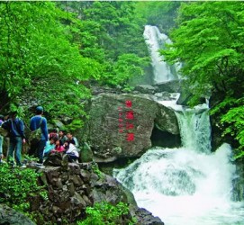 伊犁安吉旅游攻略(湖州安吉旅游攻略)