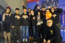 伊犁中国留学生德国伴游(有一名德国留学的中国留学生)