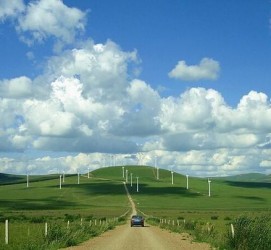 伊犁自驾旅游(自驾旅游文案)
