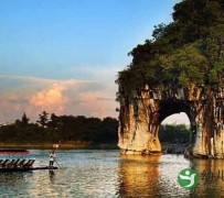 伊犁旅游景点(旅游景点app推荐)