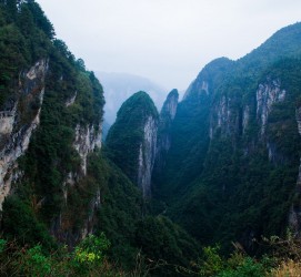 伊犁伴游中国带你去湘西(湘西跟团旅游)