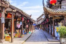 伊犁成都自助游(成都自助旅游攻略)