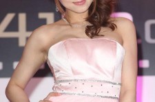 伊犁包罗成人女星的词条