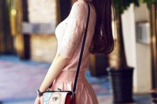 伊犁中国女模特(上世纪80年代中国女模特)