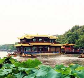 伊犁杭州游玩攻略(杭州游玩攻略二天)