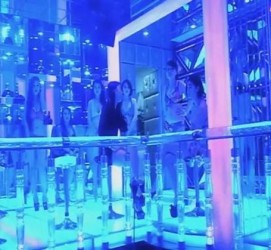 伊犁上海伴游 [视频]曝伴游行业内幕：白天陪玩晚上陪睡
