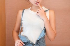 伊犁包含上海兼职女伴游模特预约小薇微信的词条