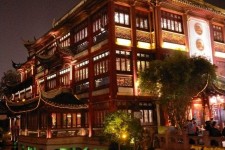 伊犁上海旅游攻略(上海旅游攻略5日自助游攻略)