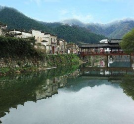 伊犁江西旅游攻略(江西旅游攻略必去景点)