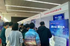 伊犁北京伴游招聘 北京各大高校恢复线下招聘会，今年有什么不一样？记者探访