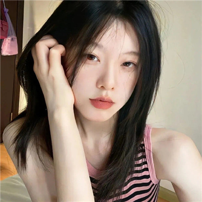 伊犁顶级商务伴游：精致品尝，超越期望的不凡体验  