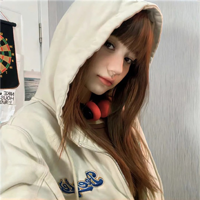 伊犁商务伴游女士的年龄分布与收入水平的关系