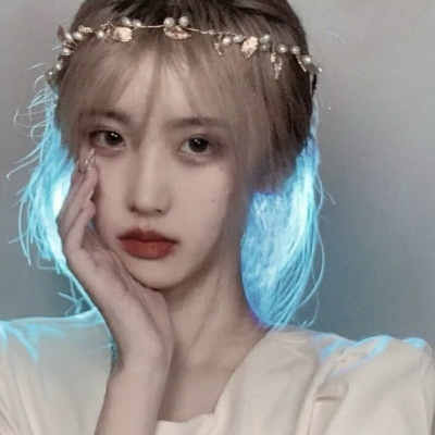 伊犁伴游女生赵婉晴的资料