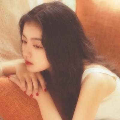 伊犁伴游女生赵梦琪的资料