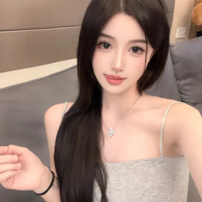 伊犁伴游女生陈梦琪的资料