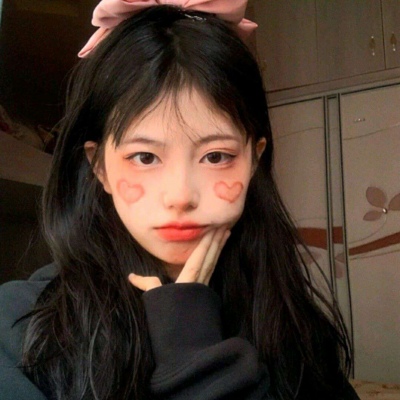 伊犁伴游女生赵晴川的资料