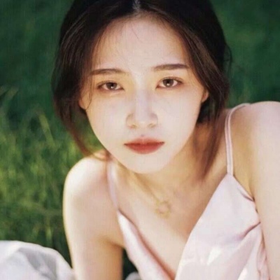 伊犁伴游女生毛铂琪的资料