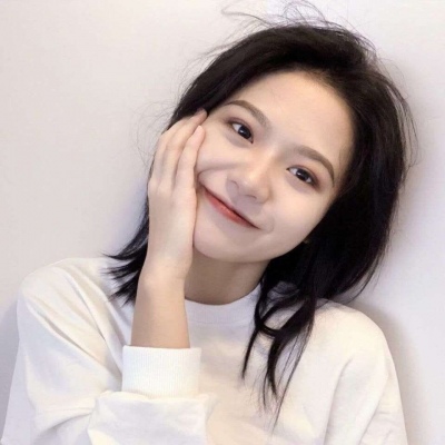 伊犁伴游女生鲁觅舞的资料