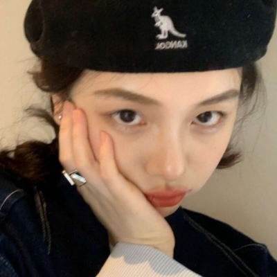 伊犁伴游女生星辰大海的资料