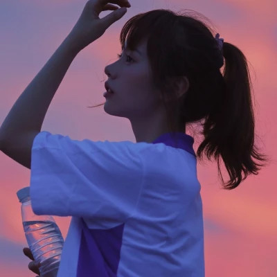 伊犁伴游女生雨林精灵的资料