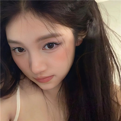 伊犁伴游女生张末薇的资料