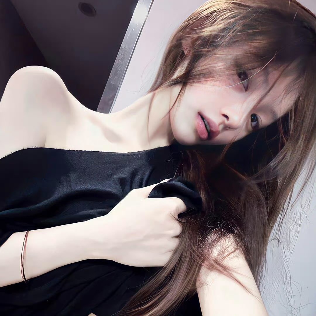 伊犁伴游女生许梦瑶的资料