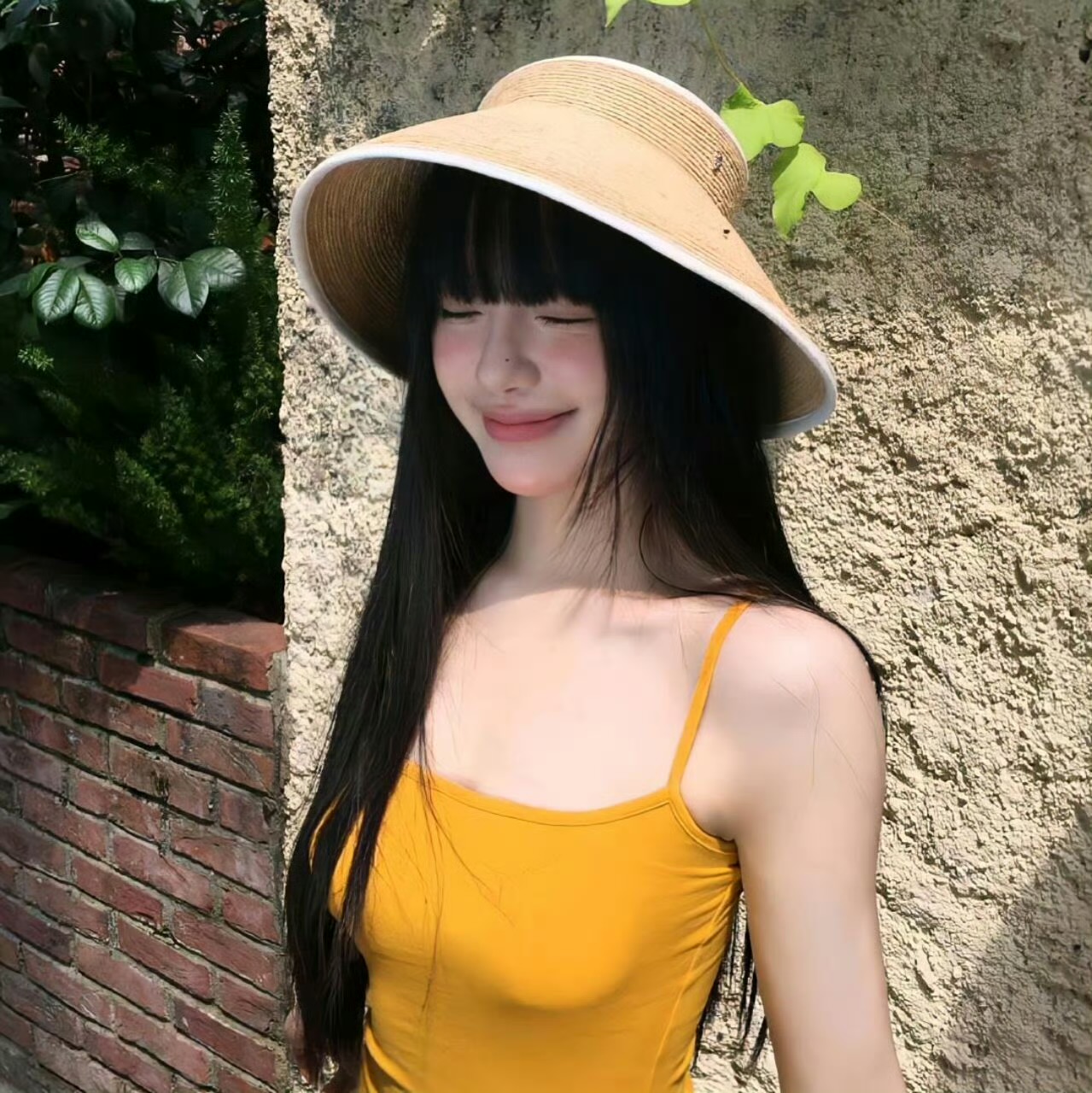 伊犁伴游女生周丹的资料
