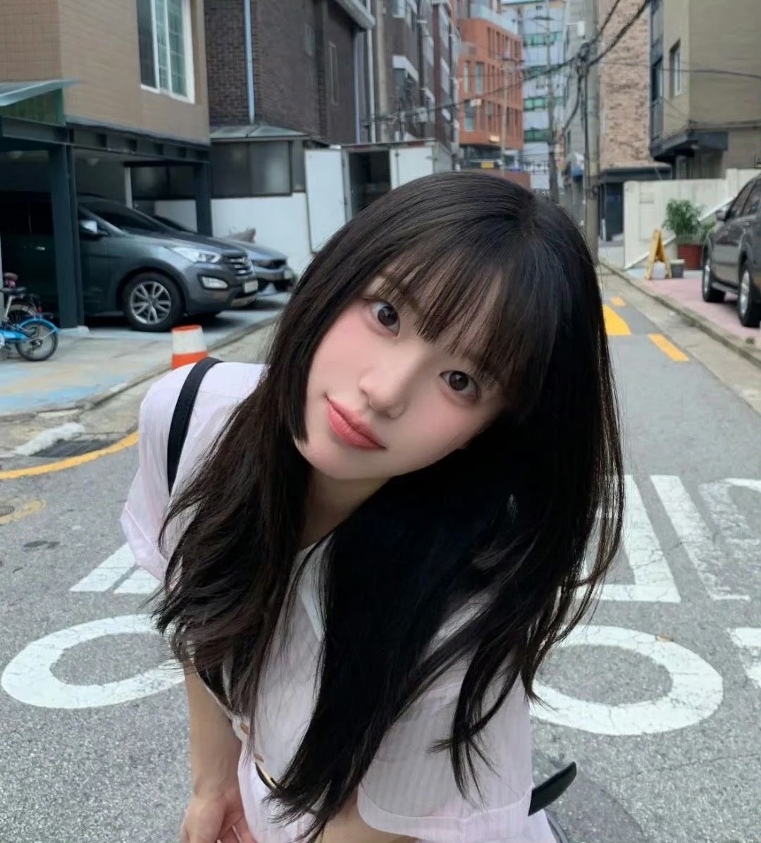 伊犁伴游女生 | 林雨薇的资料